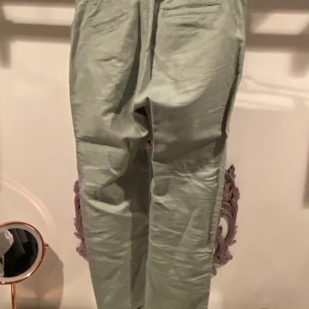 Linen capris - Picture 2 of 3